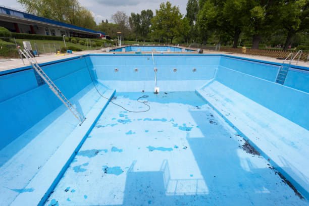 Best 24/7 water damage repair  in Weirton, WV